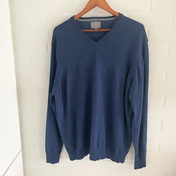 Thomas Dean Men’s Knit Sweater 100% Merino Wool Blue V neck Sz XL - Picture 2 of 12